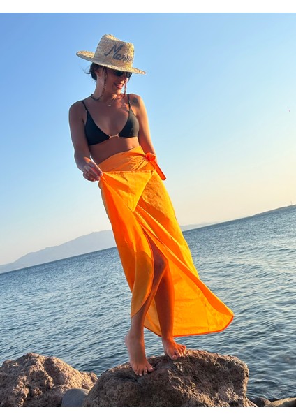 Beach Talk Sarong