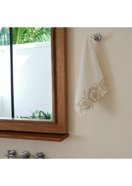 Sedef Çiçek Dantelli Yüz Havlusu (50 x 90 Cm)