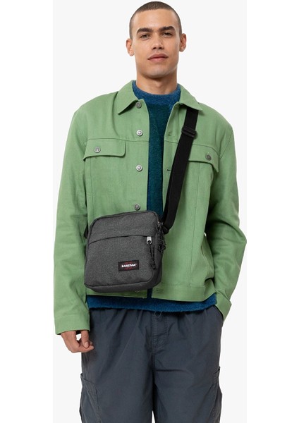 The Bıgger One Unisex Siyah Omuz Çantası EK0A5BIB77H1 fiyatları
