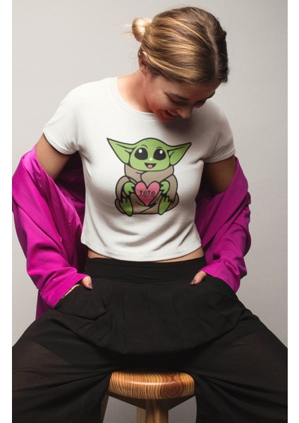 Xoxo Baby Yoda Baskılı Crop Top, Kadın Star Wars Baskılı Crop Bluz fiyatları