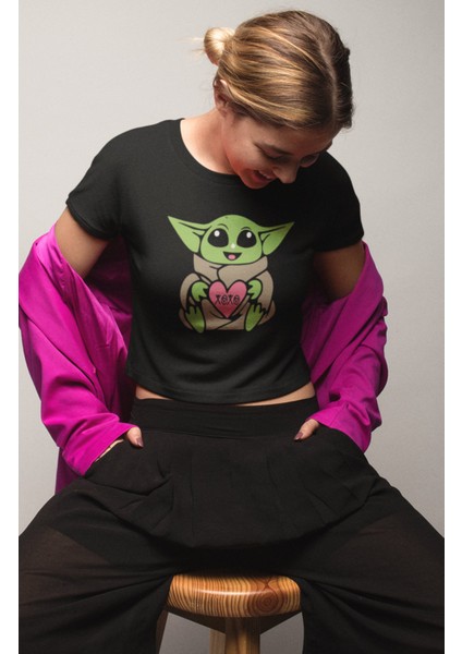Xoxo Baby Yoda Baskılı Crop Top, Kadın Star Wars Baskılı Crop Bluz fiyatları