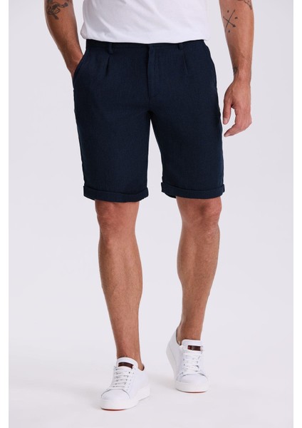 Koyu Lacivert Comfort Fit Keten Dokulu Rahat Kesim Duble Paça Şort