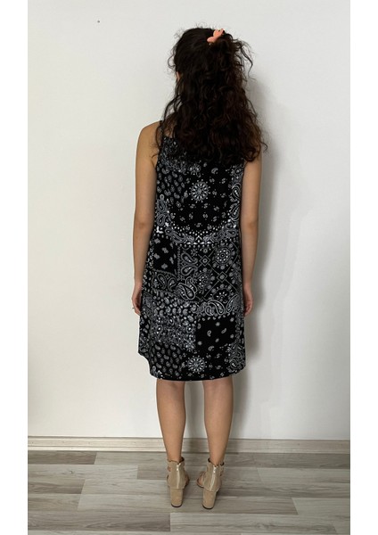 Kadın Etnik Desenli Mini Elbise - Önden Bağcıklı modelleri