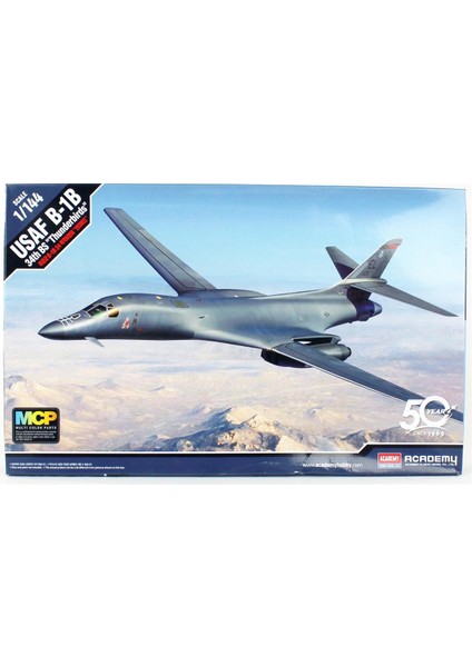 12620 1/144 Ölçek, Abd Hava Kuvvetleri B-1b Lancer Savaş Uçağı Demonte, Plastik Maketi