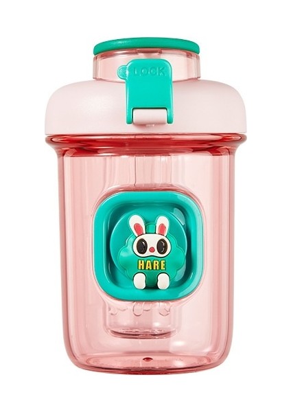 Sevimli Çizgi Plastik Su Bardağı Içiyor (Yurt Dışından)