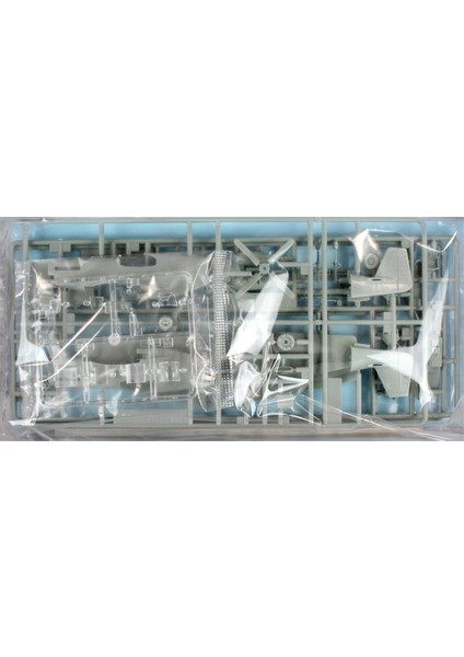 12464 1/72 Ölçek, P-51B Mustang Savaş Uçağı, Plastik Model Kiti