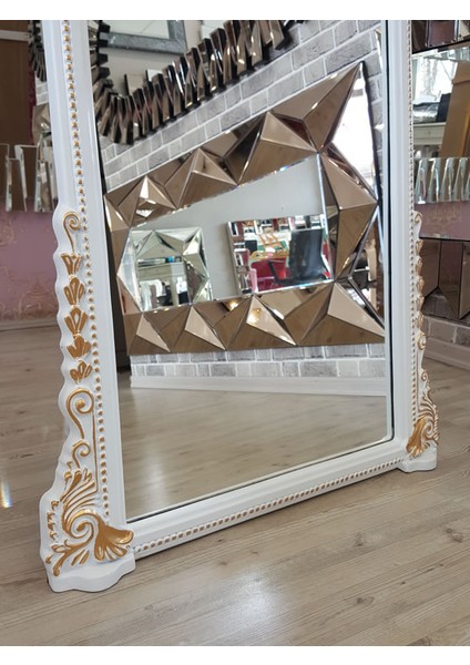 Matmazel White Gold Model Beyaz Altın Renk Dekoratif Ayaklı Boy Aynası