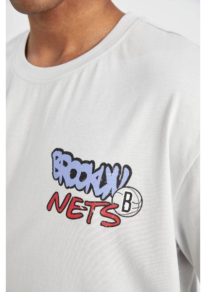DeFactoFit NBA Brooklyn Nets Boxy Fit Bisiklet Yaka Kısa Kollu Tişört C4161AX24HS