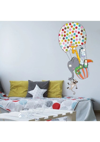 Benekli Uçan Balon Çocuk Odası Duvar Sticker