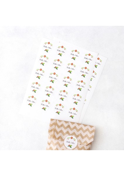 20 Adet Puantiye ve Zikzak Desenli Kese Kağıdı 18 x 30 cm ve Çiçekli Mutlu Yıllar Stickerdan Oluşan Set