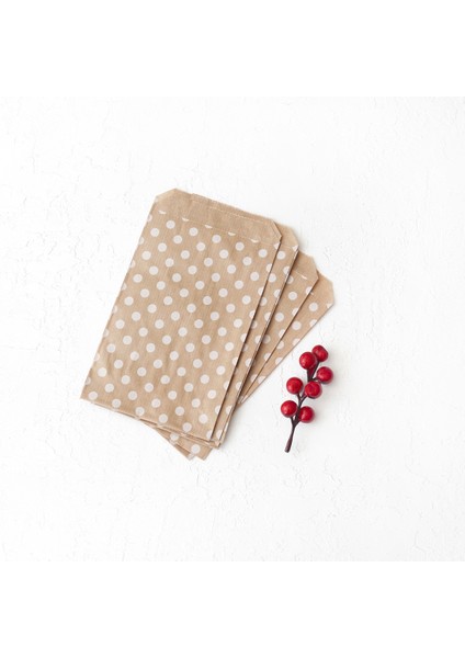 20 Adet Puantiye ve Zikzak Desenli Kese Kağıdı 18 x 30 cm ve Çiçekli Mutlu Yıllar Stickerdan Oluşan Set