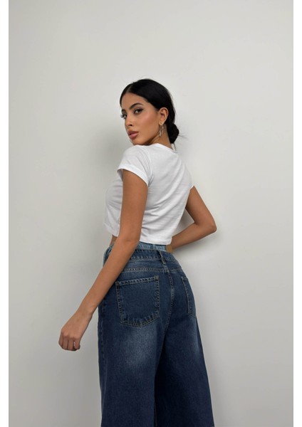 Taş Detay Crop T-Shirt indirimleri