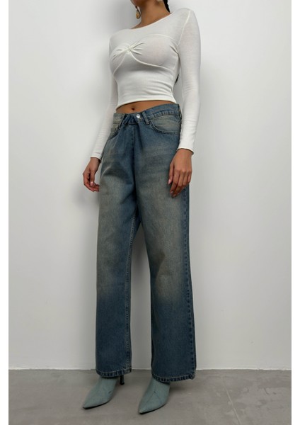 Düşük Bel Çift Düğmeli Wide Leg Jean fiyatları