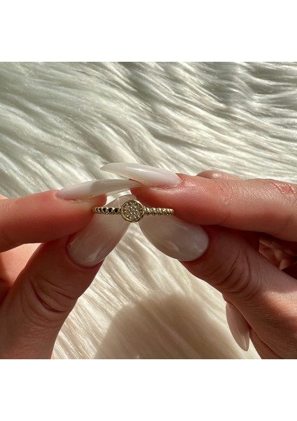 14 Ayar Altın Taşlı Minimal Yuvarlak Yüzük KRS046-14GRZ fiyatları