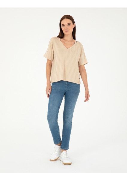 Kadın Bej Comfort Fit Çizgili Tişört 50284066-VR011