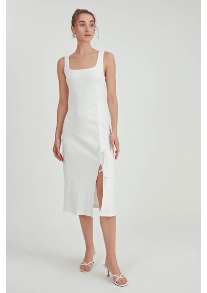 Kalın Askılı Önü Büzgülü Yırtmaçlı Örme Elbise fırsatları