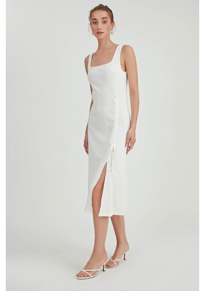 Kalın Askılı Önü Büzgülü Yırtmaçlı Örme Elbise indirimleri