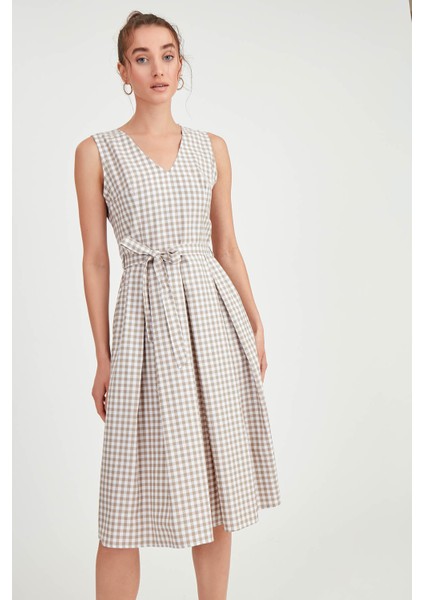 Pötikare Desen Beli Kuşaklı Elbise modelleri