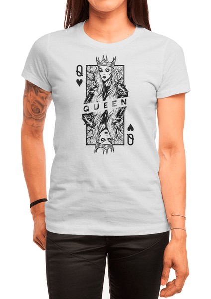 Queen Of Hearts Evil Vampire Woman Card Halloween Pop Art Spor T-Shirt