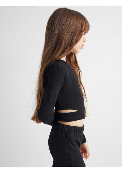 Uzun Kollu Bluz Pencere Detaylı Bisiklet Yaka Kaşkorse fiyatları