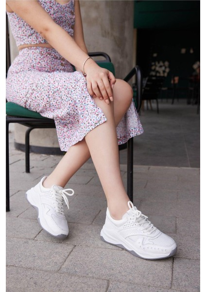 Kadın Beyaz Hakiki Deri Spor Sneaker fiyatları