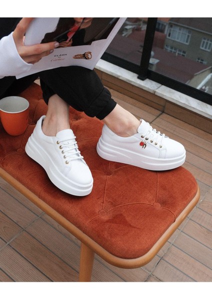Kadın Hakiki Deri Aksesuar Detaylı Sneaker