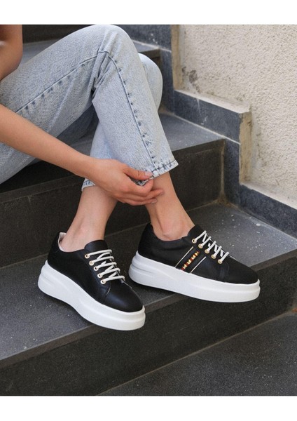 Kadın Deri Sneaker Beyaz modelleri