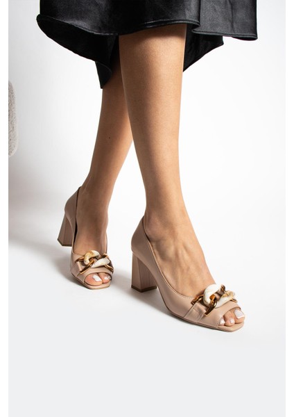 Kadın Vizon Hakiki Deri Aksesuar Detaylı Topuklu Ayakkabı fırsatları