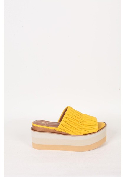 Kadın Sarı Deri Dolgu Topuk Terlik