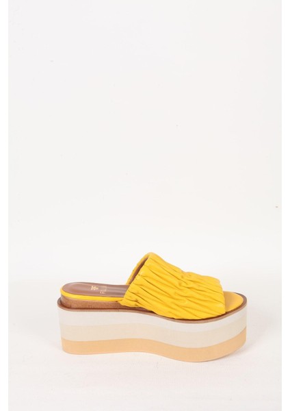 Kadın Sarı Deri Dolgu Topuk Terlik fiyatları