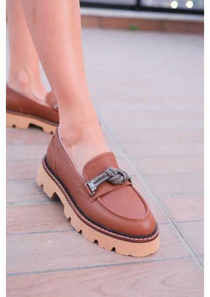 Kadın Taba Loafer Aksesuar Detaylı modelleri