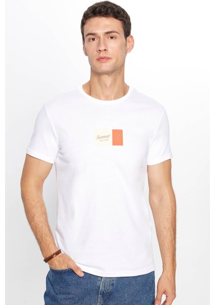 Erkek Slim Fit Dar Kesim %100 Pamuk Yumuşak Dokulu Baskılı Beyaz Bisiklet Yaka Tişört fiyatları