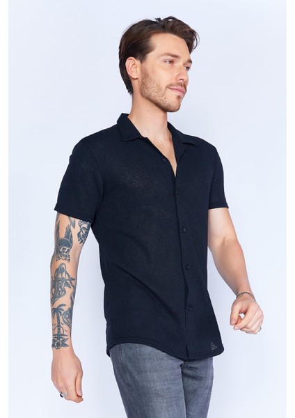 Siyah Triko Dokulu Krose Apaş Yaka Kısa Kol Erkek Gömlek | EE100118927-8927 fiyatları