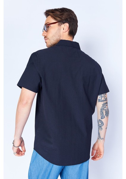 Siyah Pamuk Kırışık Katlı Yaka Kısa Kol Gömlek EE100129280-9280 indirimleri