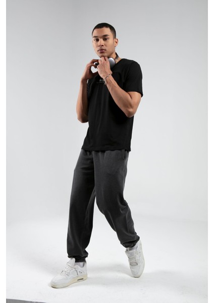 Siyah Bisiklet Yaka Kısa Kollu Baskılı %100 Pamuklu T-Shirt| EE10008848-8848 modelleri