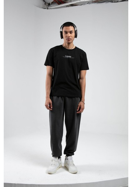 Siyah Bisiklet Yaka Kısa Kollu Baskılı %100 Pamuklu T-Shirt| EE10008848-8848 fırsatları