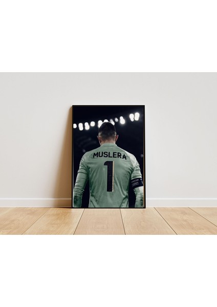 Muslera İkonik Poster 30 x 42 Çerçevesiz