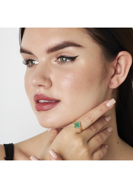 Yeşil Taşlı Yonca Yüzük fırsatları
