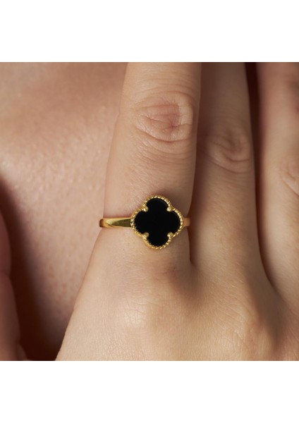 Siyah Taşlı Yonca Yüzük modelleri