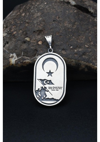 Gümüş Ay Yıldızlı (Türk Bayrağı) 925 Ayar Gümüş Kolye Ucu