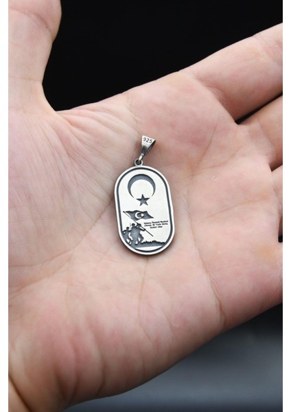 Gümüş Ay Yıldızlı (Türk Bayrağı) 925 Ayar Gümüş Kolye Ucu fırsatları