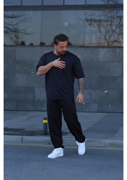 Erkek Bisiklet Yaka Ince Beli Lastikli Kısa Kollu Düz Eşofman Takımı fırsatları