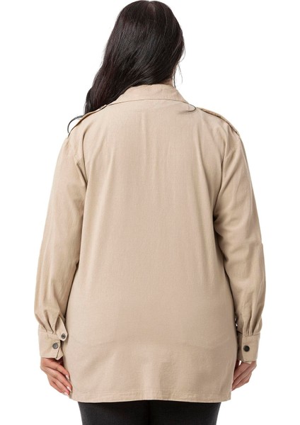 Büyük Beden Omuzdan Apoletli Katlamalı Kollu Yırtmaçlı Çıtçıtlı Bej Rengi Gömlek modelleri
