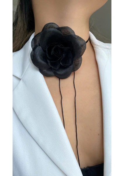 Âlâ Atelier Bağcıklı Kumaş Çiçek Choker Kolye Gül Kolye