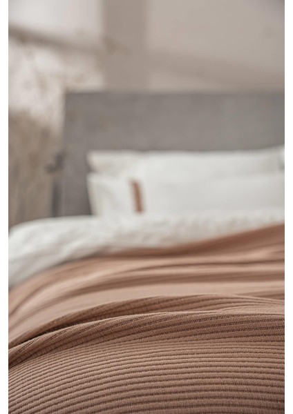 Alessa Çift Kişilik Pike Takımı %100 Organik Pamuk Jakarlı Terra 260X240 cm fırsatları