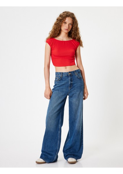 Crop Tişört Bürümcük Sırt Detaylı Kap Kol Kayık Yaka Slim Fit fiyatları