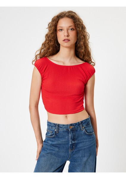 Crop Tişört Bürümcük Sırt Detaylı Kap Kol Kayık Yaka Slim Fit modelleri