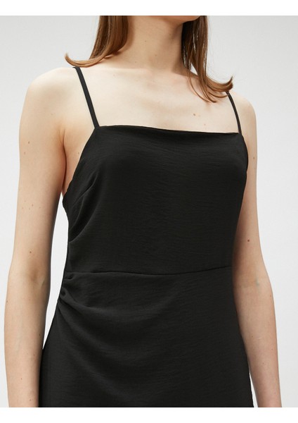 Askılı Mini Elbise Kare Yaka indirimleri