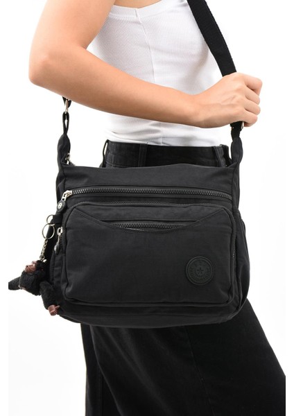 Çapraz Askılı Ultra Hafif Çok Cepli Kadın Omuz Çantası Siyah (Model: 571-6E)