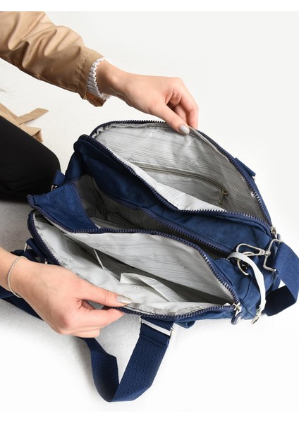 Ultra Hafif Su Geçirmez Çok Cepli Omuz Çantası Laci (Model: 571-5C) fırsatları